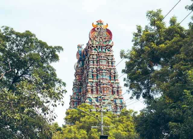 Coimbatore to Madurai Taxi hire